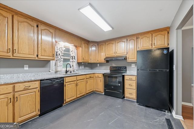 2554 Delano Drive, Macon, GA 31204