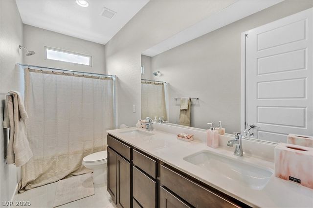 11313 Gravitation Drive, Las Vegas, NV 89135