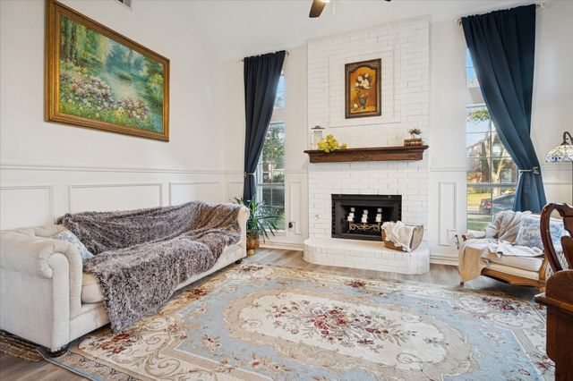 2814 Lois Lane, Rowlett, TX 75088