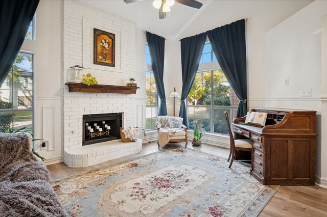 2814 Lois Lane, Rowlett, TX 75088