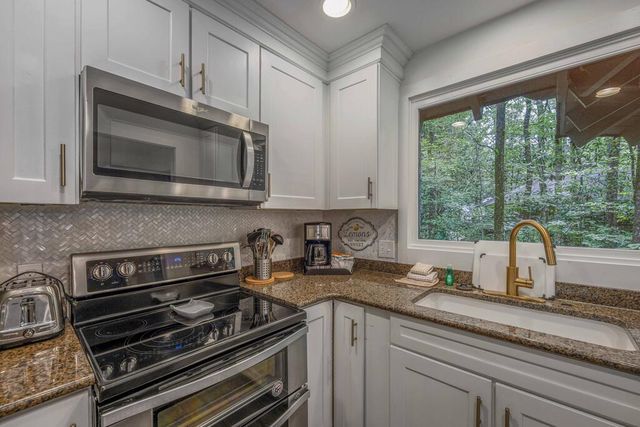 1551 Mountain Creek Drive, Pine Mountain, GA 31822