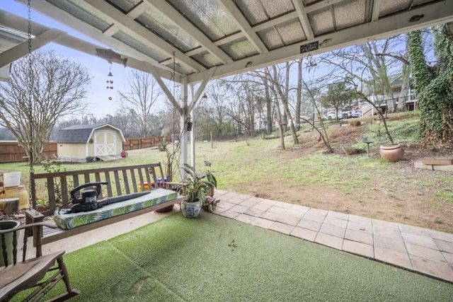 30 Hedgerow SE Court, Cartersville, GA 30120