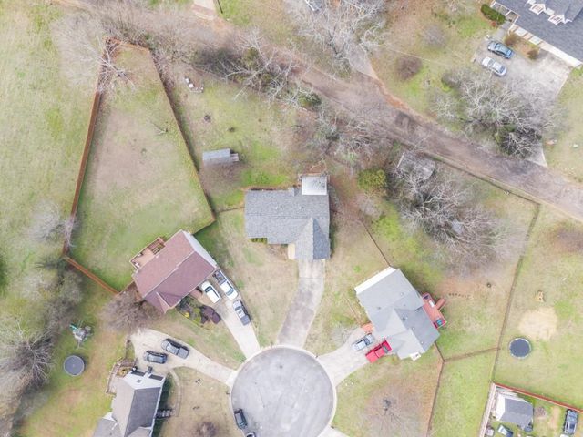 30 Hedgerow SE Court, Cartersville, GA 30120