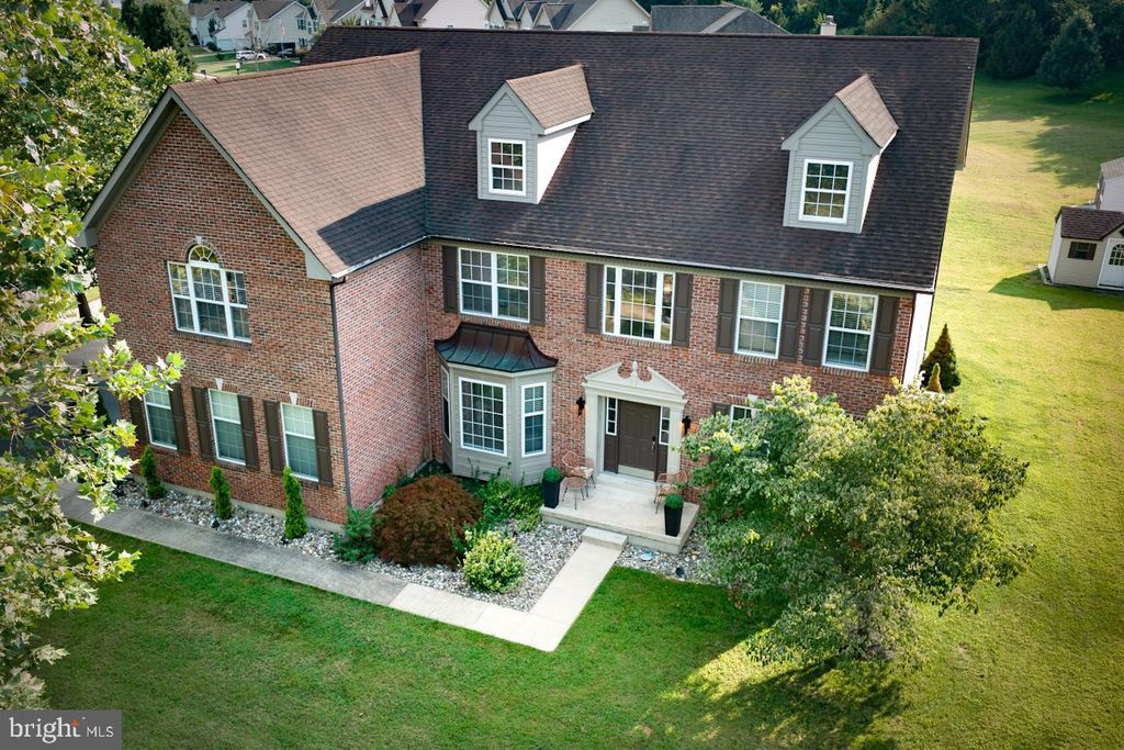 213 REMI DR, NEW CASTLE, DE 19720 — exterior