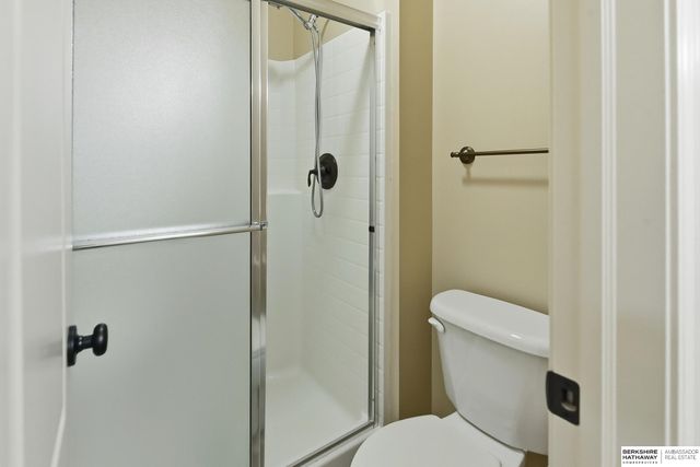 615 S 196th Avenue, Elkhorn, NE 68022