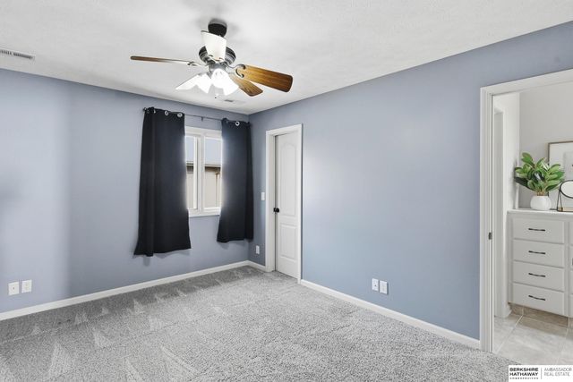 615 S 196th Avenue, Elkhorn, NE 68022