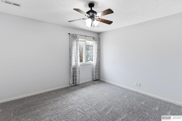 615 S 196th Avenue, Elkhorn, NE 68022