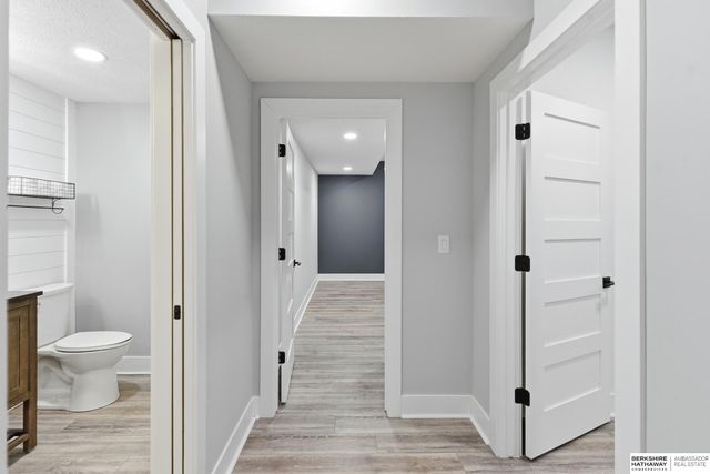 615 S 196th Avenue, Elkhorn, NE 68022