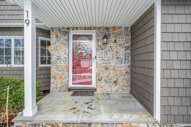 19 Fairmont Avenue, Patchogue, NY 11772