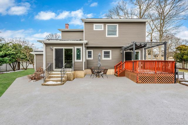 19 Fairmont Avenue, Patchogue, NY 11772