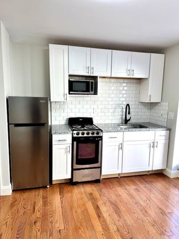 71 East George Street 69 A, Providence, RI 02906