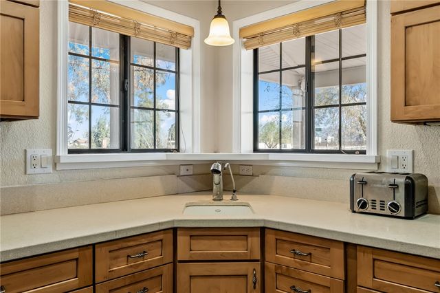 1290 E Gardena Road, Fort Mohave, AZ 86426