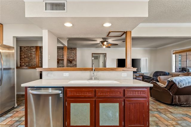 1290 E Gardena Road, Fort Mohave, AZ 86426