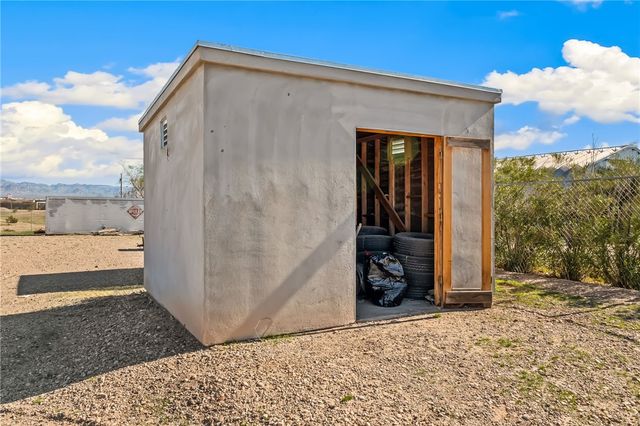 1290 E Gardena Road, Fort Mohave, AZ 86426