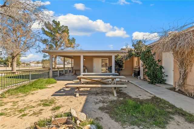 1290 E Gardena Road, Fort Mohave, AZ 86426