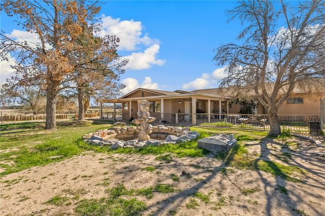 1290 E Gardena Road, Fort Mohave, AZ 86426