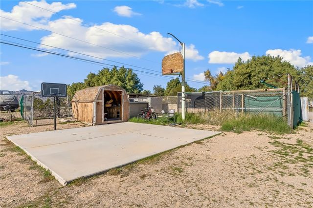 1290 E Gardena Road, Fort Mohave, AZ 86426