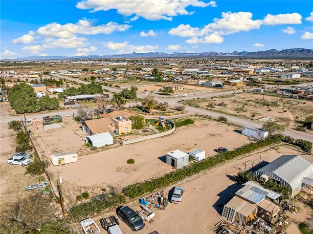 1290 E Gardena Road, Fort Mohave, AZ 86426