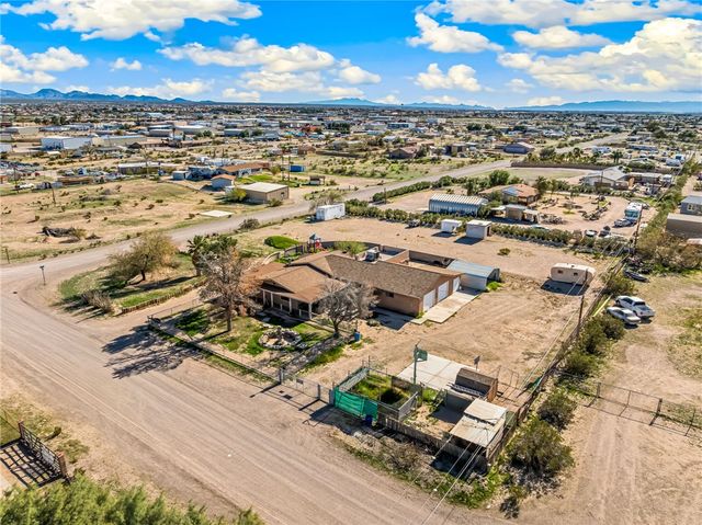 1290 E Gardena Road, Fort Mohave, AZ 86426