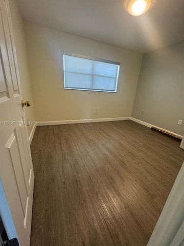 8600 Sunrise Lakes Blvd 303, Sunrise, FL 33322