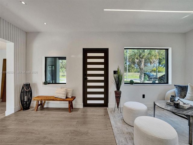 2066 NE 174th St ., North Miami Beach, FL 33162