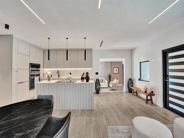 2066 NE 174th St ., North Miami Beach, FL 33162