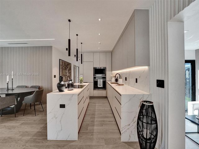 2066 NE 174th St ., North Miami Beach, FL 33162