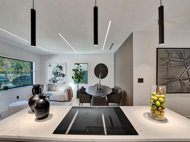 2066 NE 174th St ., North Miami Beach, FL 33162