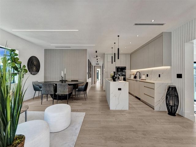 2066 NE 174th St ., North Miami Beach, FL 33162