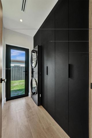 2066 NE 174th St ., North Miami Beach, FL 33162