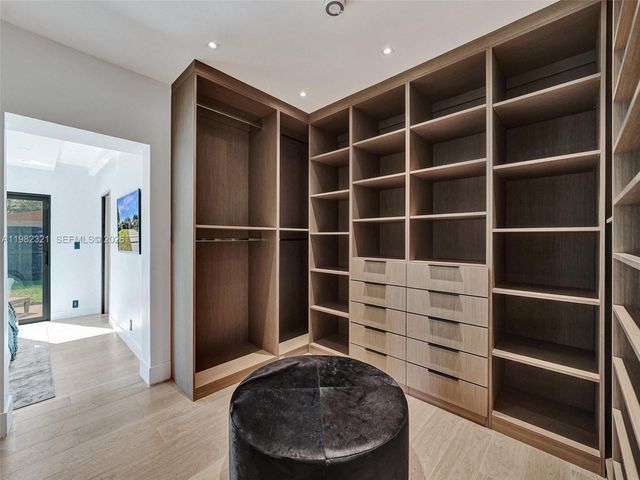 2066 NE 174th St ., North Miami Beach, FL 33162