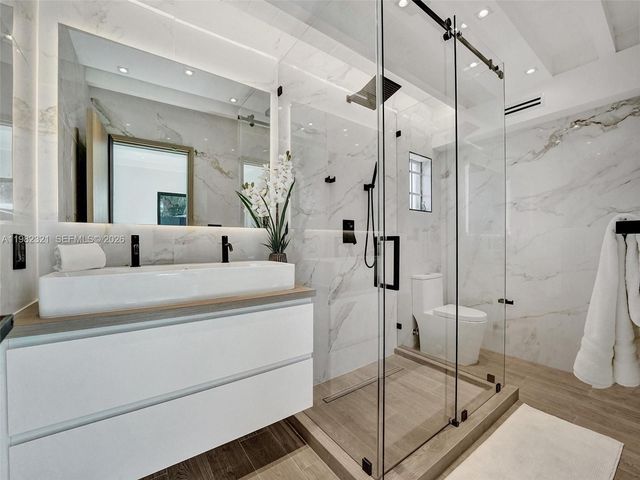 2066 NE 174th St ., North Miami Beach, FL 33162