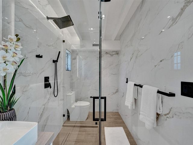 2066 NE 174th St ., North Miami Beach, FL 33162