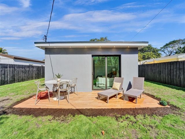 2066 NE 174th St ., North Miami Beach, FL 33162