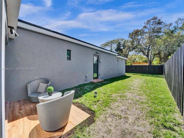 2066 NE 174th St ., North Miami Beach, FL 33162