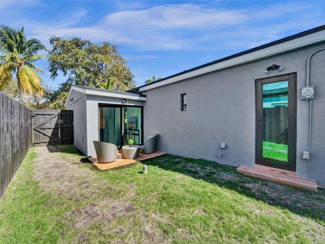 2066 NE 174th St ., North Miami Beach, FL 33162