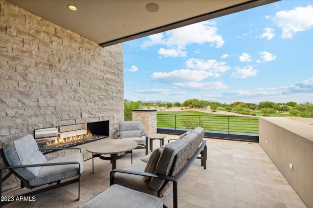 5031 N ASCENT Drive, Scottsdale, AZ 85251