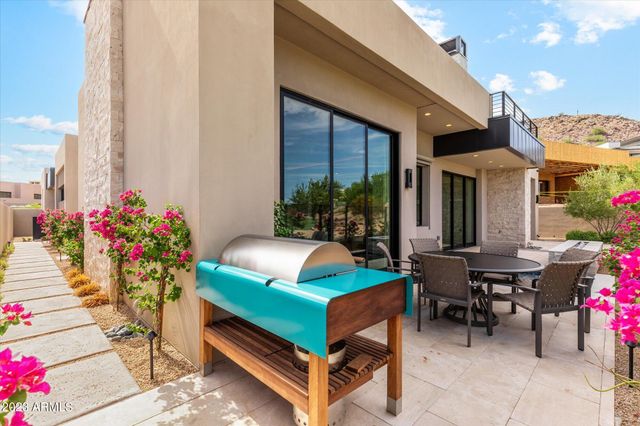 5031 N ASCENT Drive, Scottsdale, AZ 85251