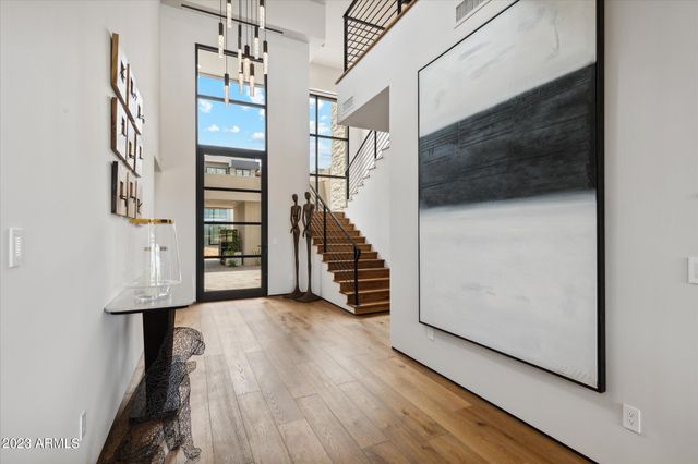 5031 N ASCENT Drive, Scottsdale, AZ 85251