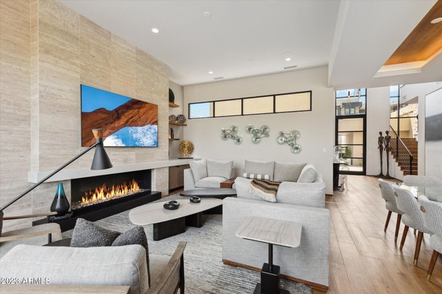 5031 N ASCENT Drive, Scottsdale, AZ 85251