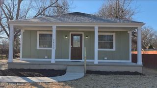 2430 Donna Rd, Louisville, KY 40216