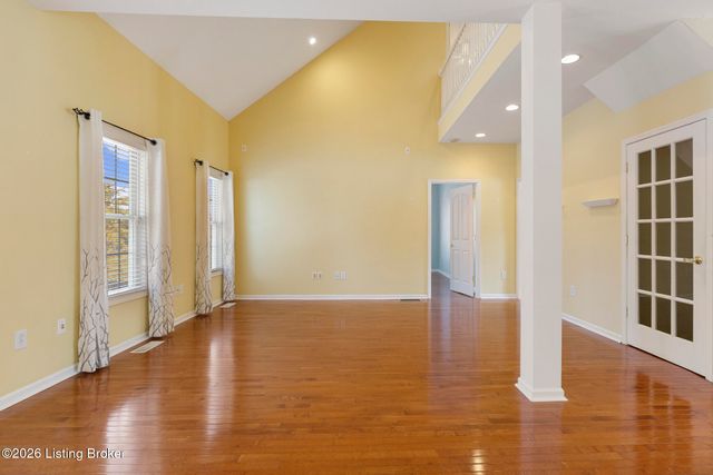 9609 Applewood Ct, Crestwood, KY 40014