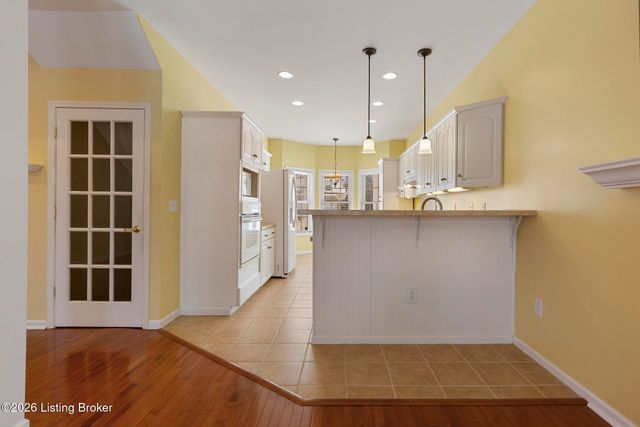 9609 Applewood Ct, Crestwood, KY 40014