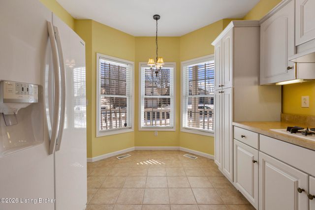 9609 Applewood Ct, Crestwood, KY 40014