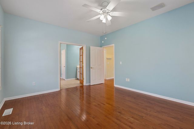 9609 Applewood Ct, Crestwood, KY 40014