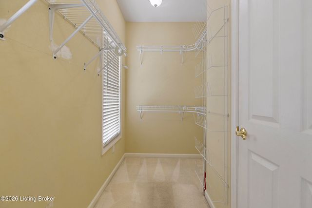 9609 Applewood Ct, Crestwood, KY 40014