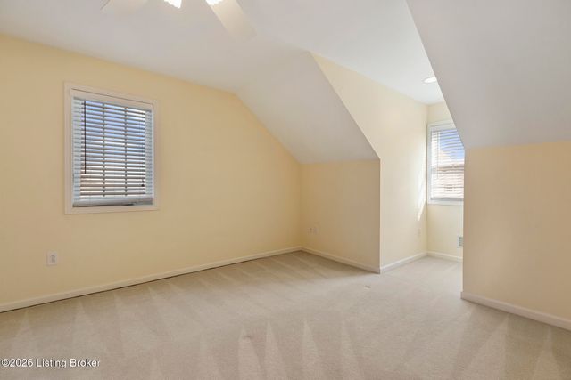 9609 Applewood Ct, Crestwood, KY 40014