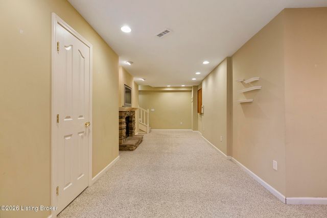 9609 Applewood Ct, Crestwood, KY 40014