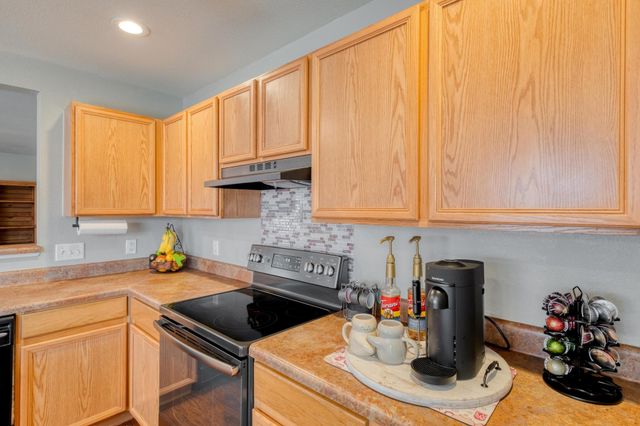 4302 Kings Canyon DR, Taylor, TX 76574