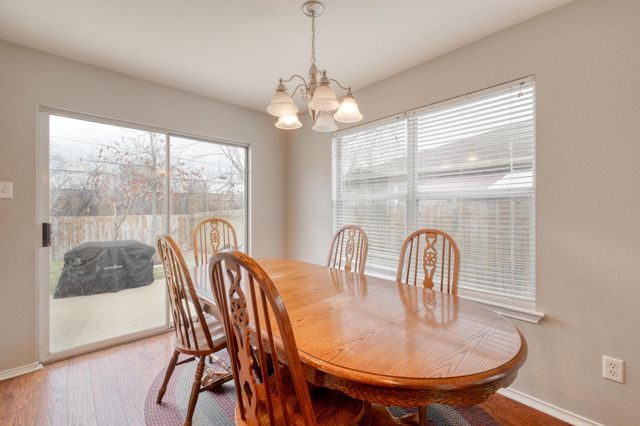 4302 Kings Canyon DR, Taylor, TX 76574